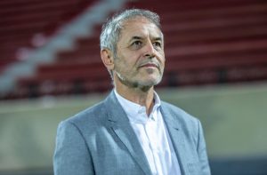 صفقة تحت السن أجنبية لأول مرة بأوامر من كولر