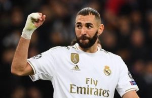 كريم بنزيما يتفوق علي ميسي ويحصد جائزة لاعب الشهر في الليجا