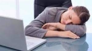 انتشار اعراض غريبة يع…اني منها الكثير .. التعب و ألم في الرأس و النعاس والرغب..ة في النوم في اي وقت !!