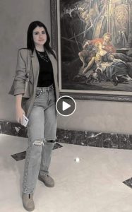 فيديو جديد لفتاة جامعة المنصورة 19 طعن