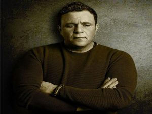 محمد فؤاد يفاجئ الجمهور بشكله الجديد بعد فقدان الوزن في أحدث ظهور له .. ومتابعون: «بقيت كدة ازاي يا فؤش؟»