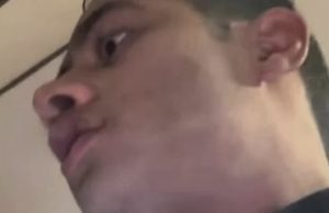 فن بسبب الز،لز،ال القوي.. محمد رمضان يجري حافي القدمين داخل فندق بالرياض|فيديو