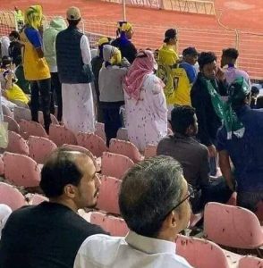 فيديو الجراد يغزو السعودية