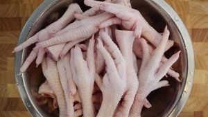 فوائد أكل أرجل الدجاج