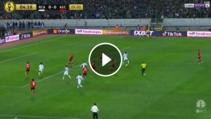 هدف الرجاء المبكر في شباك الأهلي