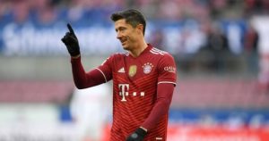 لابورتا يكشف مفاجأةً سارةً لمشجعي برشلونة بشأن ليفاندوفسكي