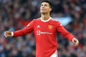 رونالدو ينشر صورة مولودته.. ورسالة مؤثرة لمتابعيه