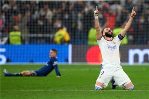 نجم ريال مدريد يُغازل بنزيما بعد ثنائيته في مرمى السيتي