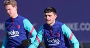 باريس سان جيرمان يستهدف ضم نجم برشلونة