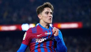 الطعنات تتواصل.. هل يرحل غافي مجانا عن برشلونة؟