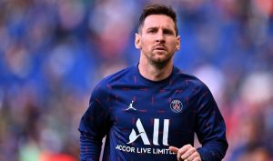 شاهد التفاصيل .. ليونيل ميسي يتصدر قائمة الرياضيين الأعلى أجرا في العالم