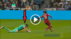 سرعة صلاح تتسبب في طرد كوميدي