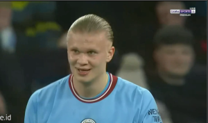 هدف هالاند الثاني