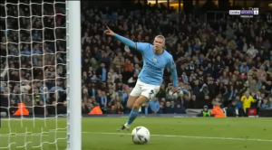 هدف هالاند الاول