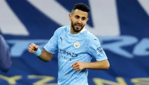 رياض محرز يكشف عن مفاجأة بشأن مفاوضات الأهلي السعودي