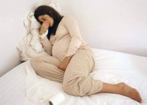 زgجتي حــ|oــل وانا لم انجب