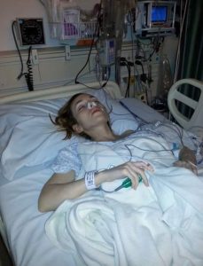 ياسمين هي فتاة يمنية