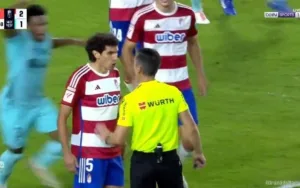 Barcelona's strange and strange equalizing goal against Granada