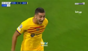 Watch Barcelona's goal against Porto in the last seconds of the first half, a goal that silenced Porto fans