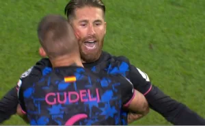 Watch Sevilla's first goal after more than wonderful work and a fantastic header from the legend Ramos