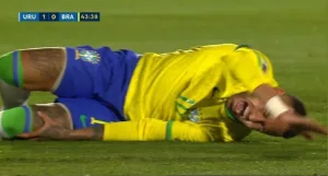 Watch Neymar's serious injury against Uruguay a little while ago, which could end his career