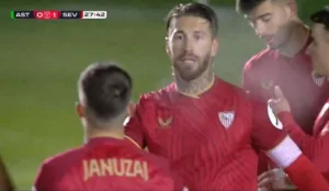 Watch: Ramos's strange penalty kick against Atletico in the King's Cup