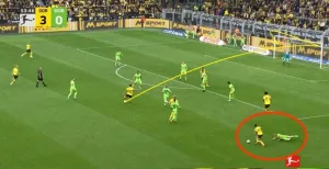 Watch: Bellingham's last goal in the German League, which forced the German League to bring a group of scientists to study this crazy goal